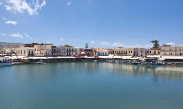 Venetian Harbour yakınındaki oteller