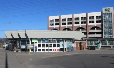 Hotels in de buurt van Oakville GO Station