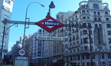 Hotels near Plaza de España Metro Station