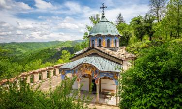 Hoteller nær Sokolski Monastery