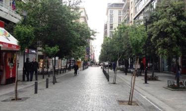 Nákupní zóna ulice Ermou – hotely poblíž