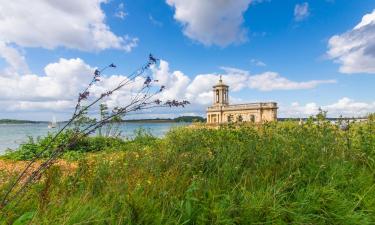 Rutland Water tvenkinio parkas: viešbučiai netoliese