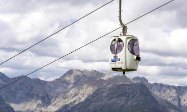 Hoteles cerca de Teleférico Mottolino