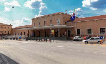 železničná stanica Mantova – hotely v okolí