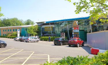Hotels near Beaconsfield Services M40