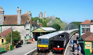 Hotelek a Swanage vasútállomása közelében