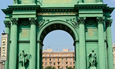 Hotels near Narva Triumphal Arch