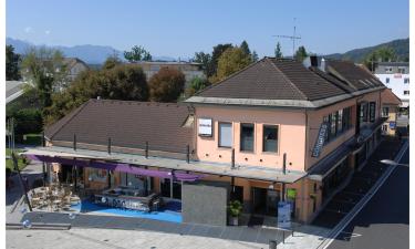 Congress Center Wörthersee – hotely poblíž