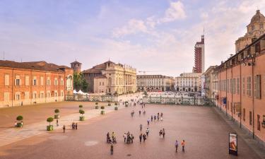 Hoteli v bližini znamenitosti glavni trg Piazza Castello