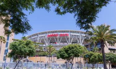 Hotel berdekatan dengan Petco Park