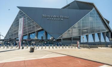 Mercedes-Benz-stadion – hotellit lähistöllä