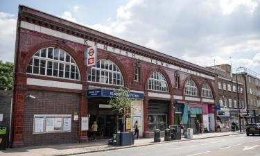 Hotel dekat Stasiun Kereta Bawah Tanah Kentish Town.