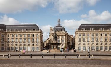 Place de la Bourse aikštė: viešbučiai netoliese