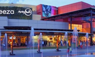 Abreeza Mall – hotely v okolí