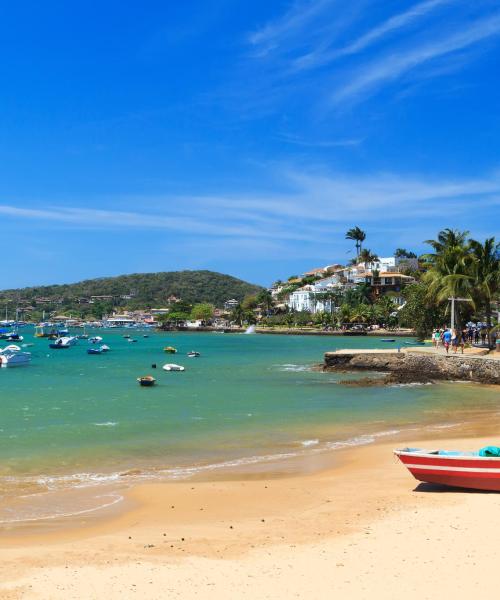 หนึ่งในสถานที่สำคัญที่มีผู้ไปเยือนมากที่สุดในบูซิอุส