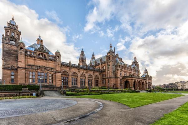 2 Bed Finnieston Flat