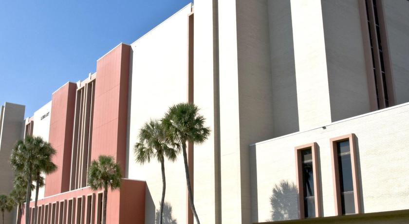 Holiday Inn - Tampa North, an IHG Hotel