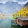 Lago di Braies – hotely v okolí