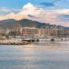 Porto di Salerno: hotel