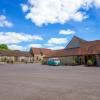 Hotels near Kingscote Barn