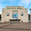 „Cotton Bowl“ stadionas: viešbučiai netoliese