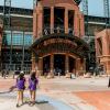 Hotellid huviväärsuse Staadion Coors Field lähedal