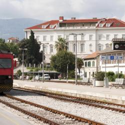 Split Train Station