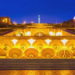 葉里溫階梯（Yerevan Cascade）, 葉瑞文