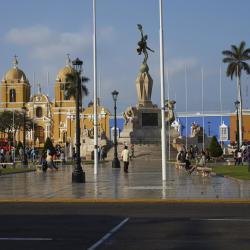 Trujillo Main Square, Truhiljo