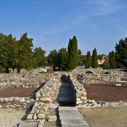 senās pilsētas Aquincum drupas