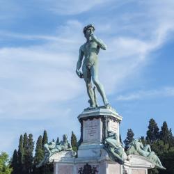 Площадь Пьяццале-Микеланджело