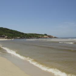 Plaža Praia Brava