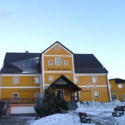 Glass Museum, Harrachov