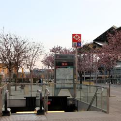 Stazione Metro Glòries