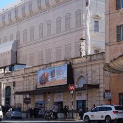a Barberini–Fontana di Trevi metróállomás