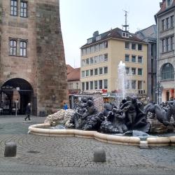 Weißer Turm undergrunnsstasjon