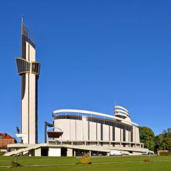 救主慈悲朝聖地（Divine Mercy Sanctuary in Krakow-Lagiewniki）