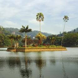 Kandy Lake, Kandy