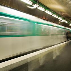 Chemin Vert Metro Station