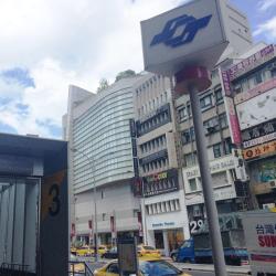 MRT Zhongshan Station