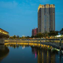 Heart of Love River - Ruyi Lake