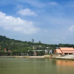 Chaweng Lake