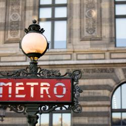 Stasiun Metro Tuileries