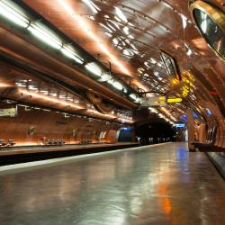 Arts et Métiers Metro Station