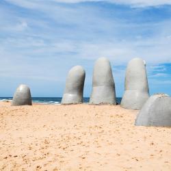 The Fingers beach, Punta del Este