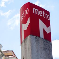 奧拓德斯莫伊尼奧斯地鐵站（Alto dos Moinhos Metro Station）