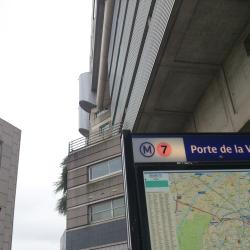 維萊特門地鐵站（Porte de la Villette Metro Station）