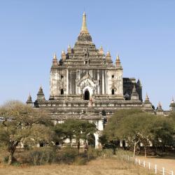 他冰瑜寺（That Byin Nyu Temple）