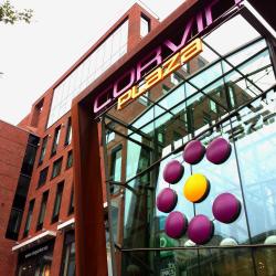 Corvin Plaza, Budapest