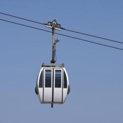 La Patinoire Gondola